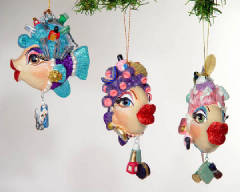 KatherinesCollectionBeauticianKissingFish.jpg