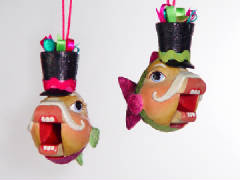 KatherinesCollectionNutcrackerKissingFish.jpg